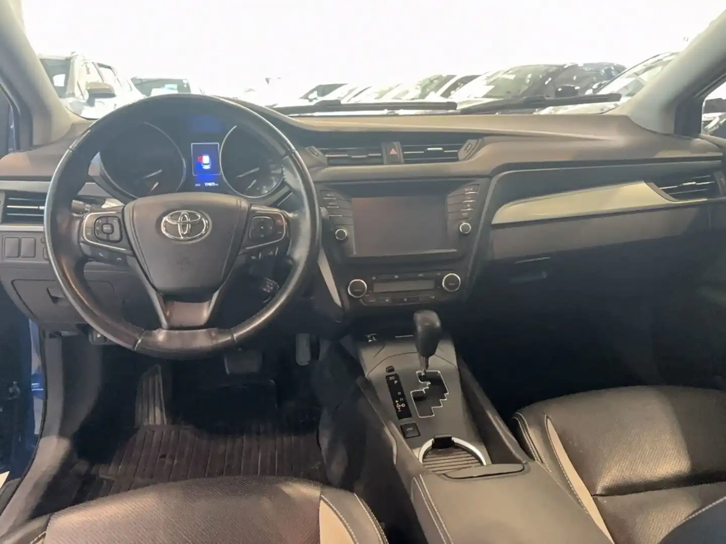 car-image