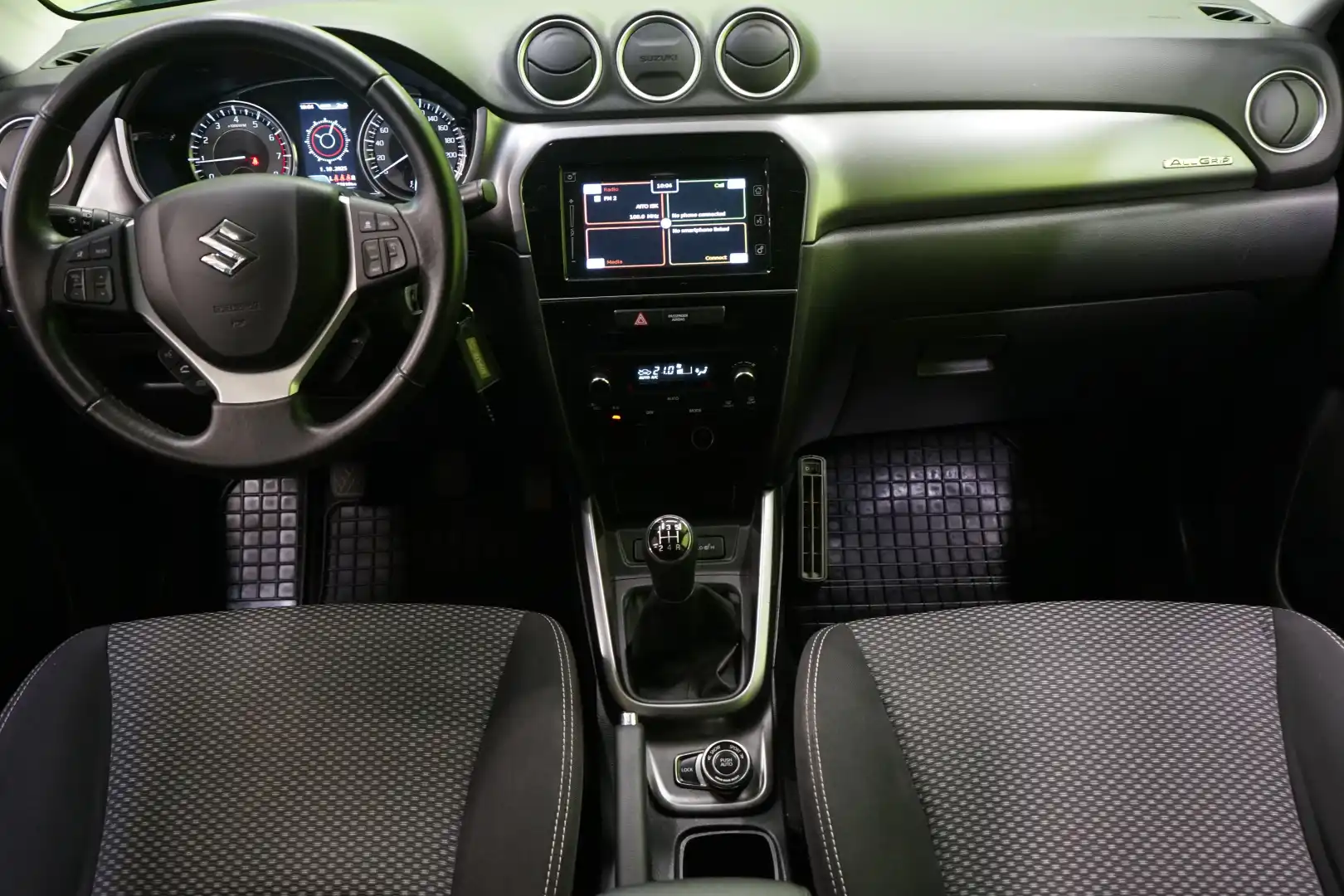 car-image