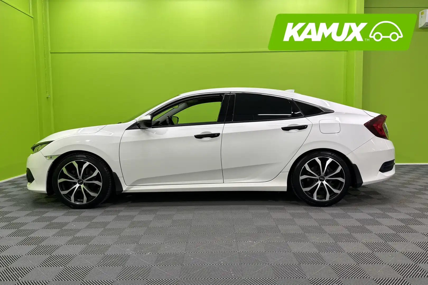 car-image