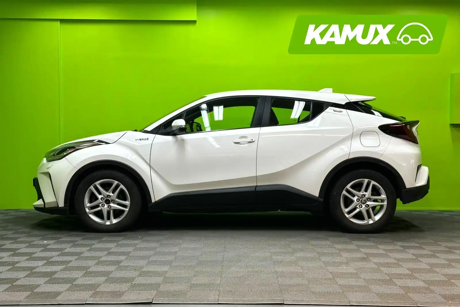 car-image