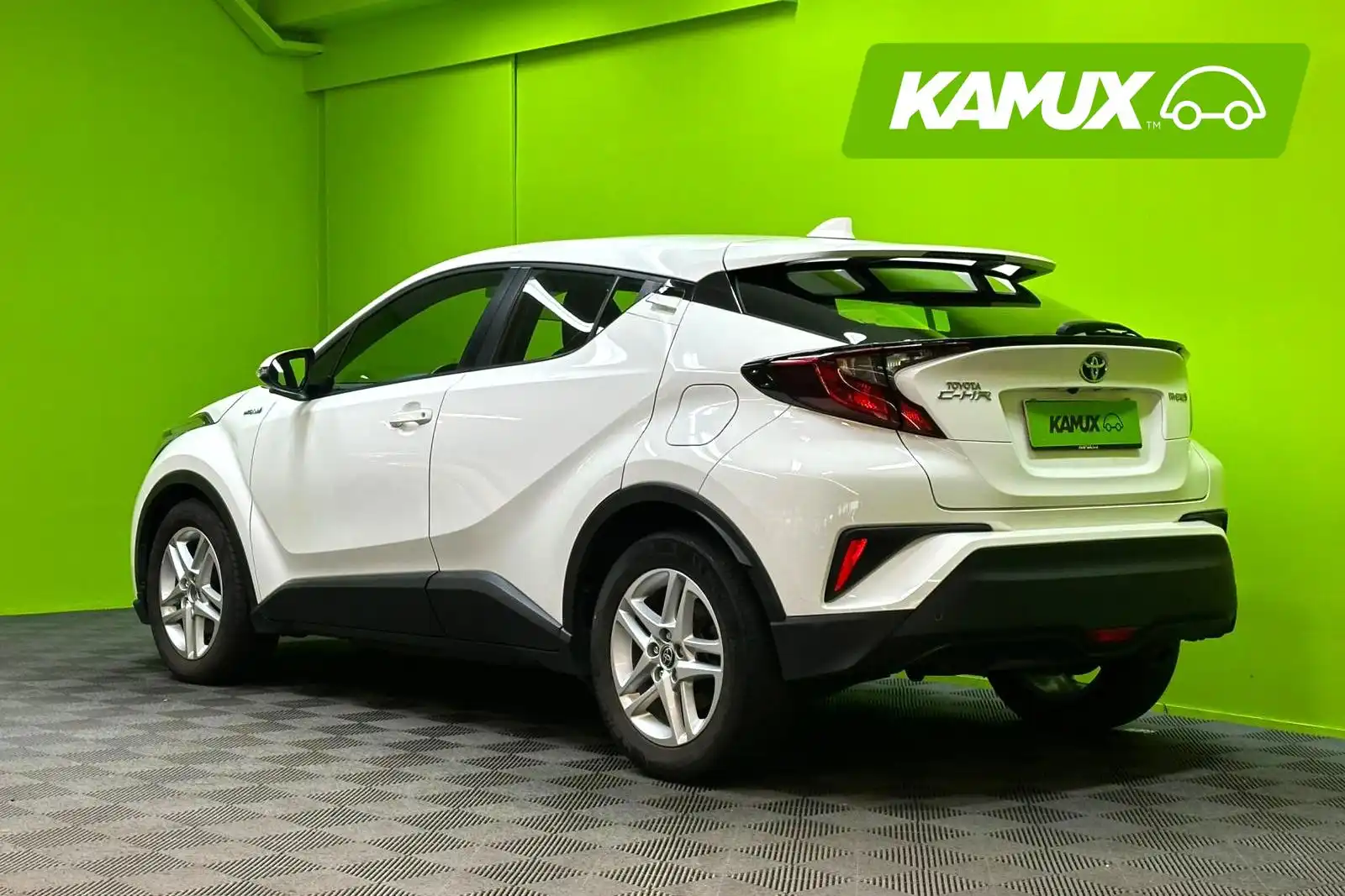 car-image