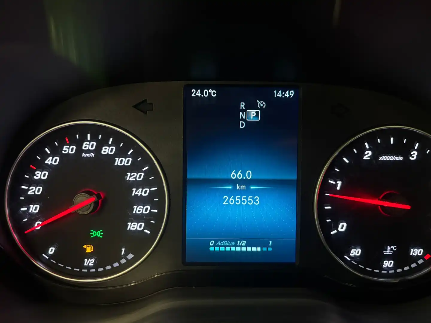 car-image
