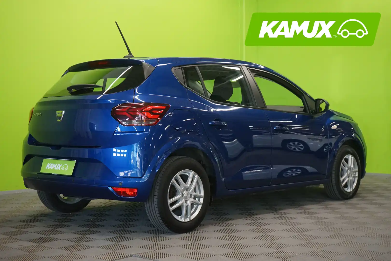 car-image
