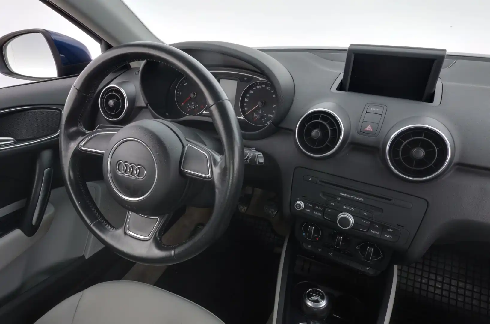 car-image