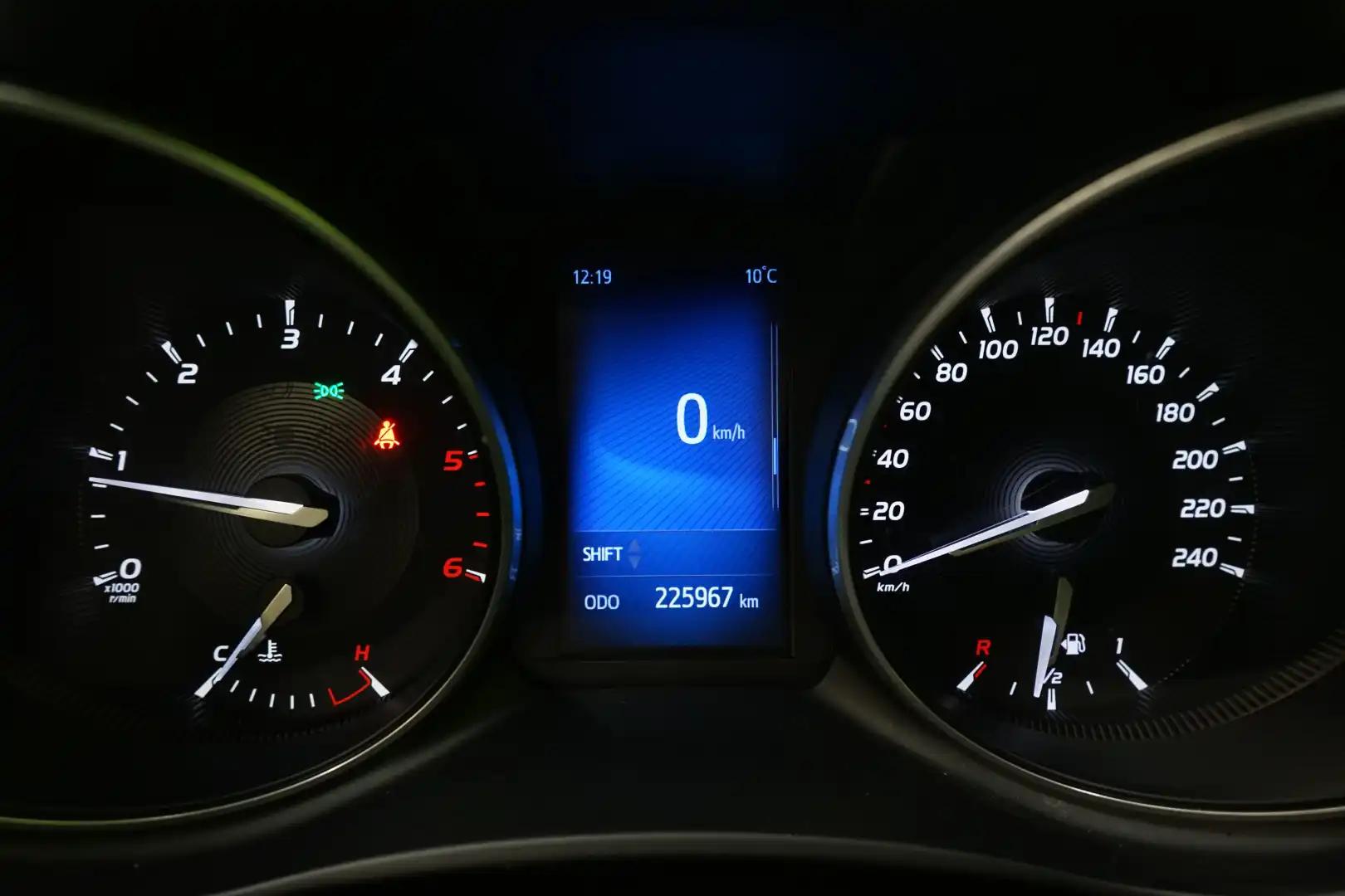 car-image