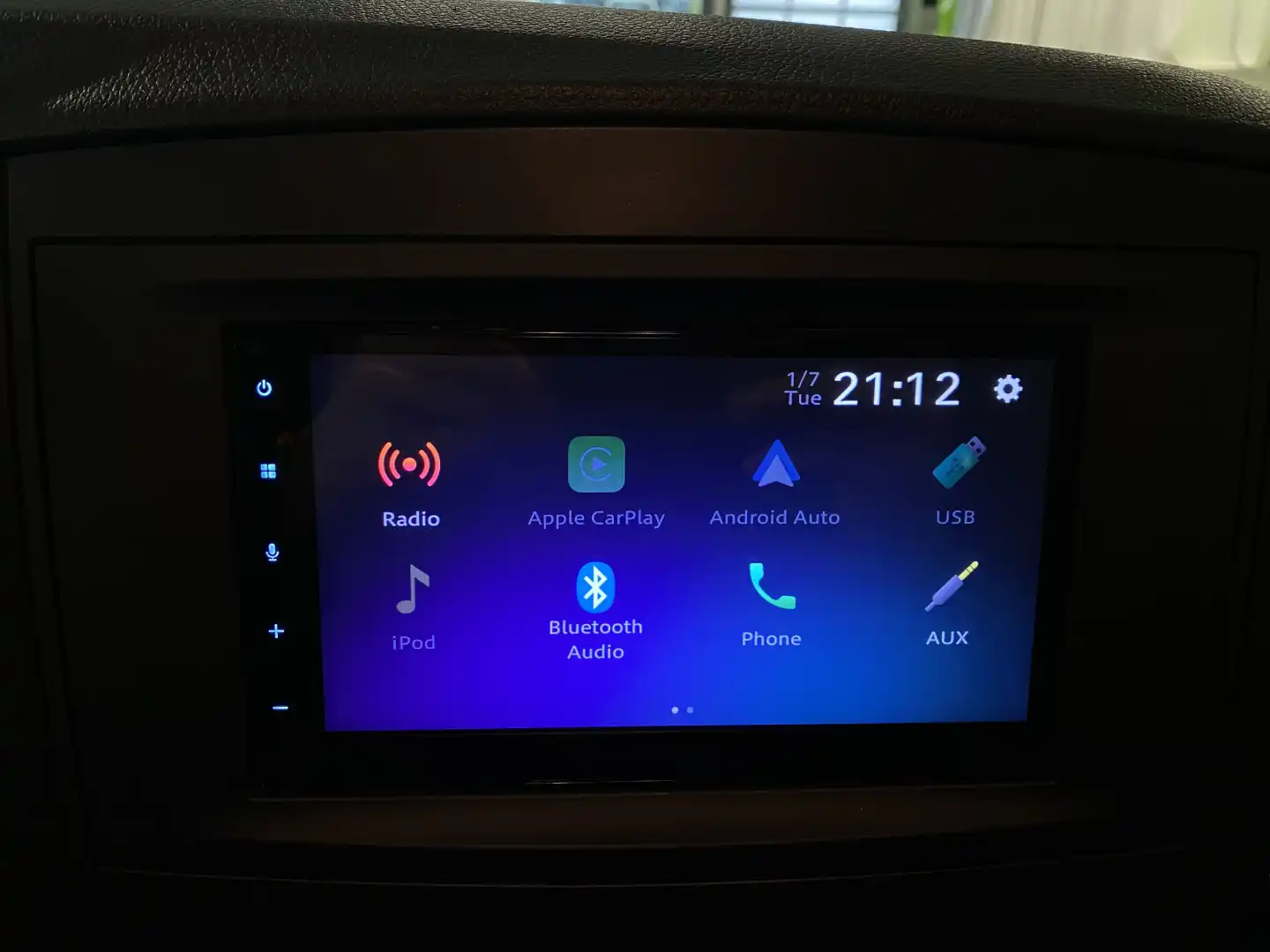 car-image