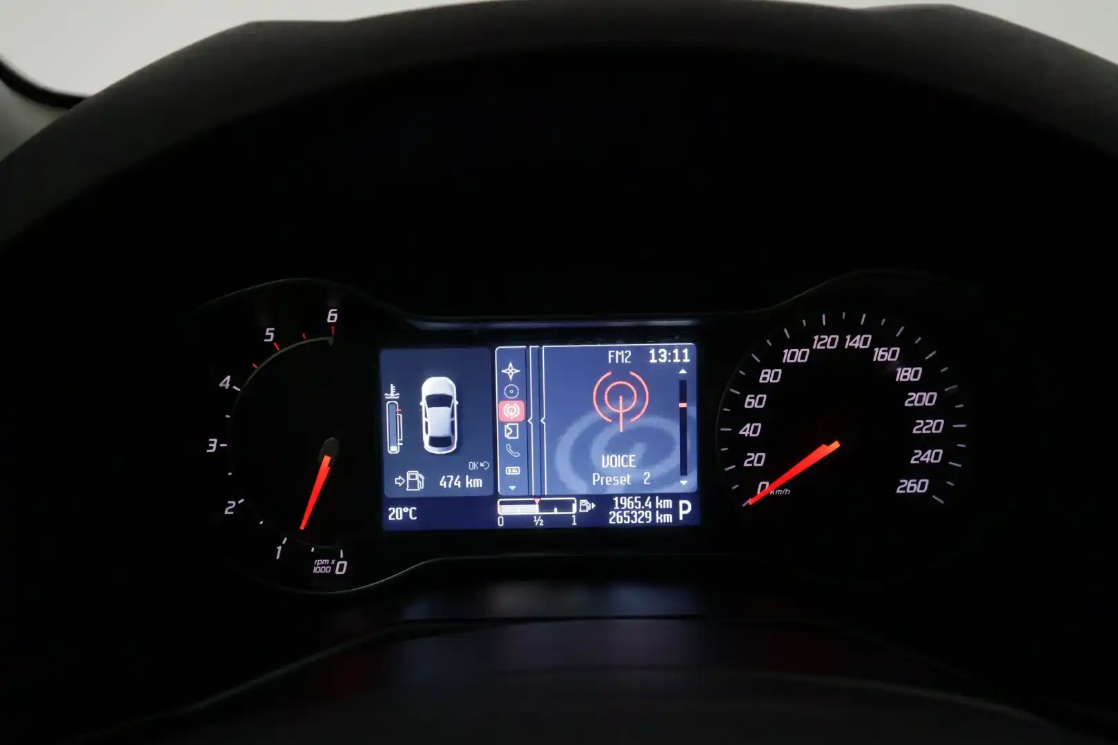 car-image