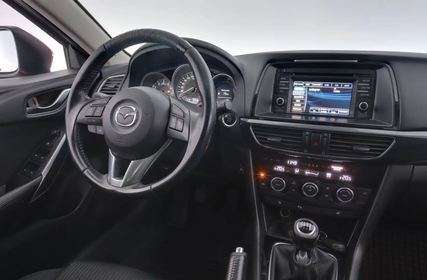 car-image