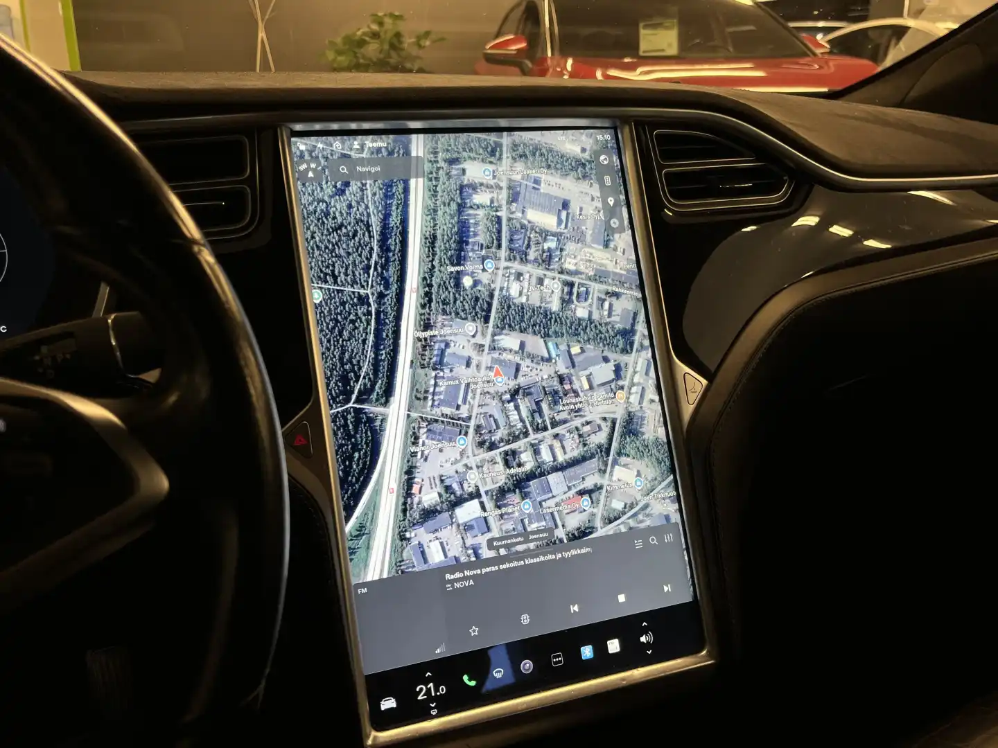 car-image