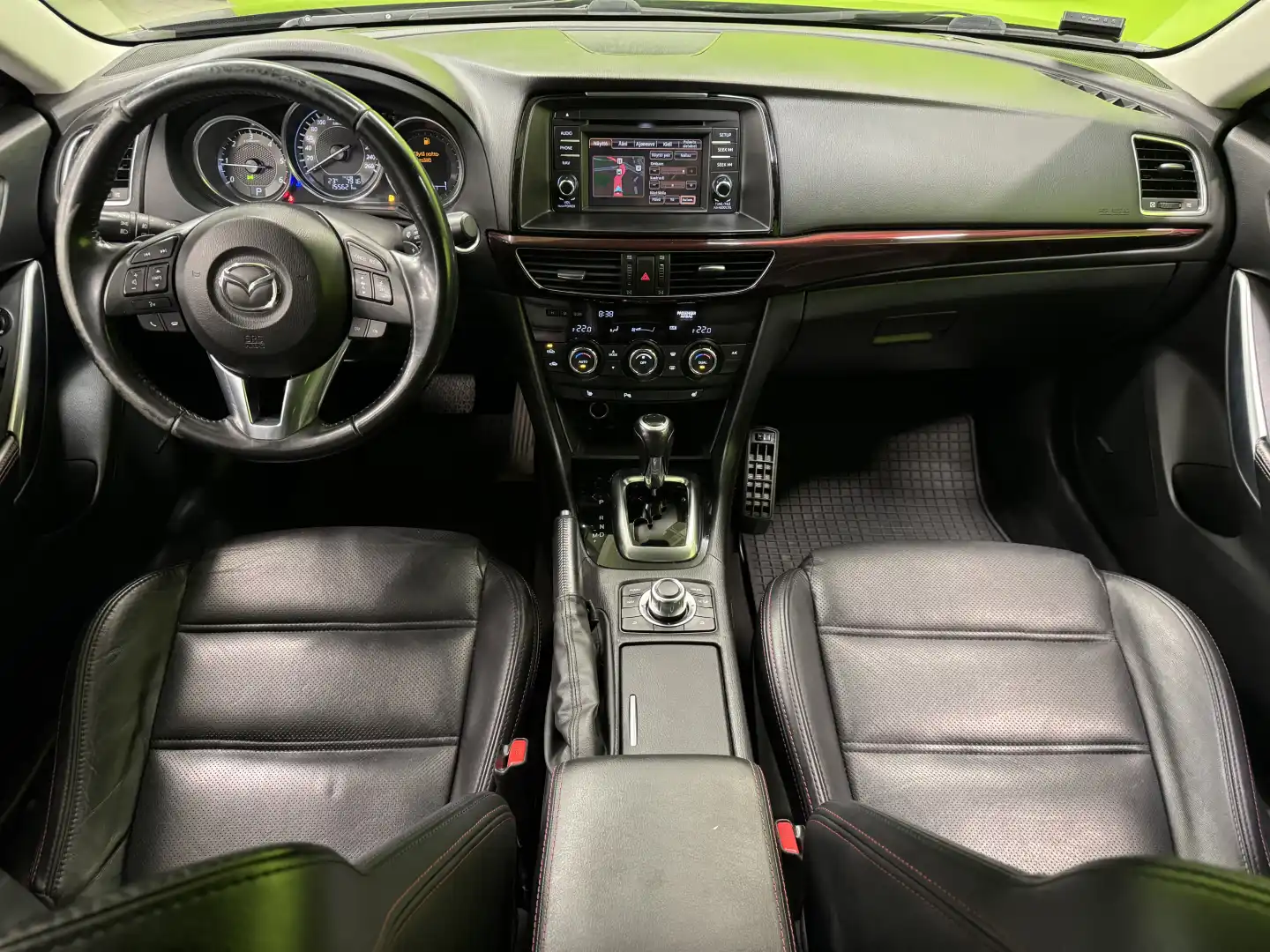 car-image
