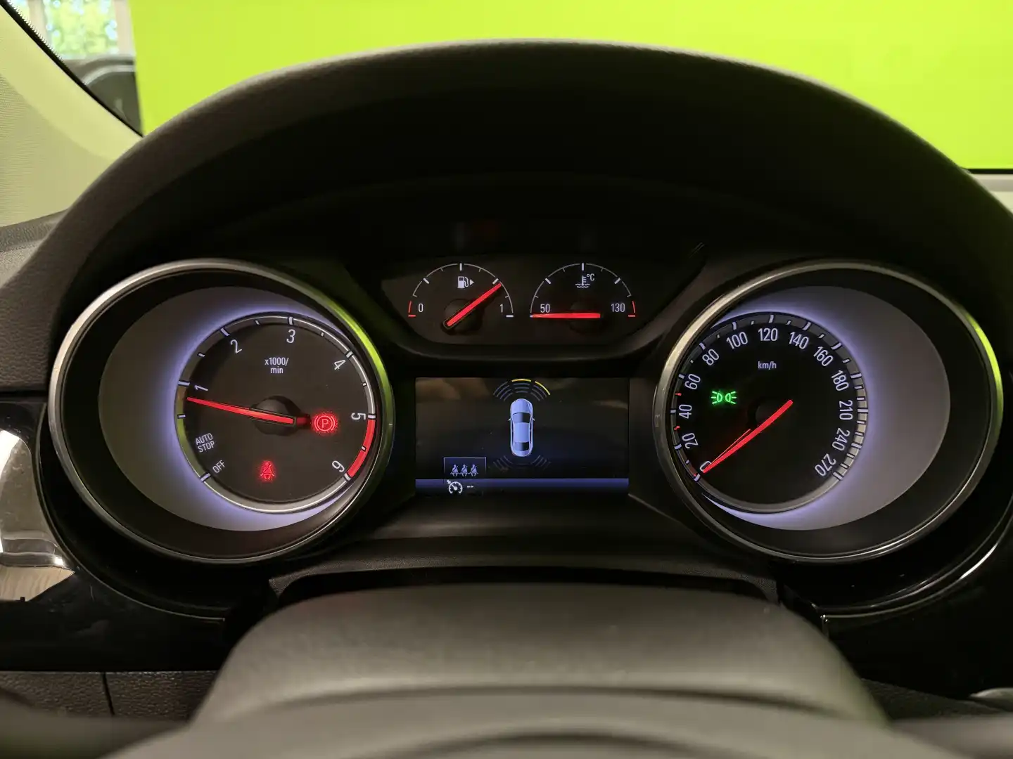 car-image
