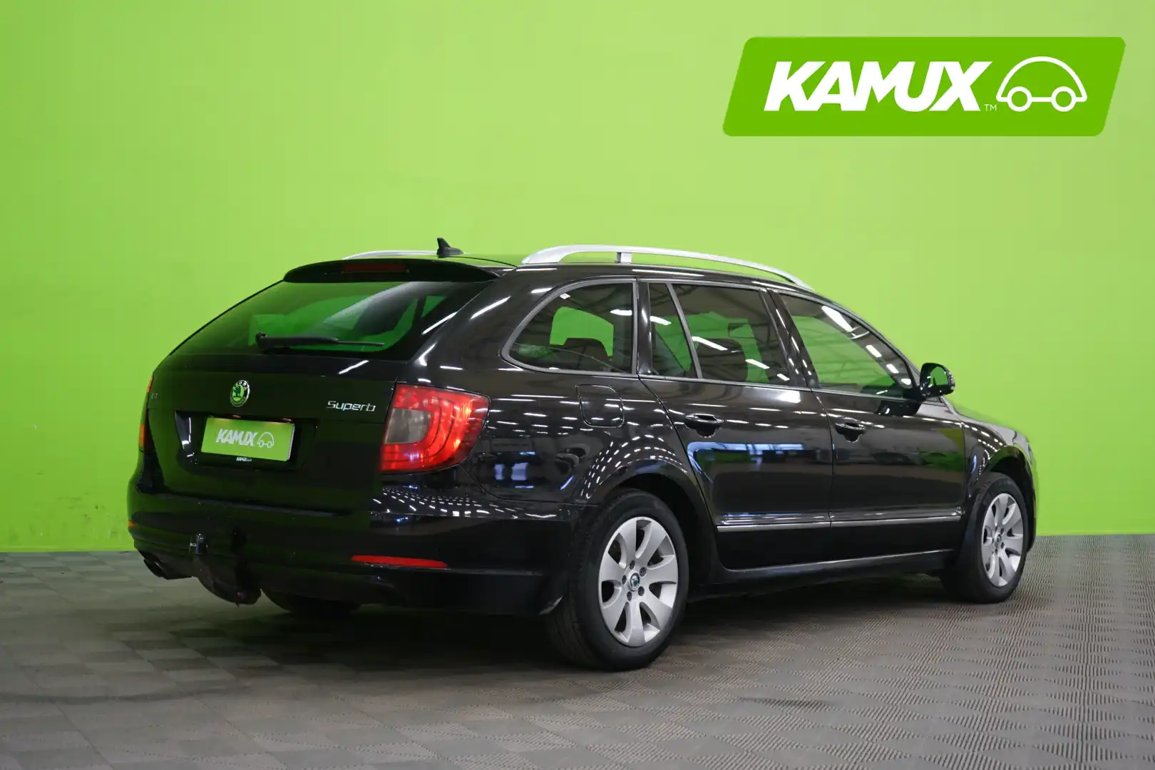 car-image
