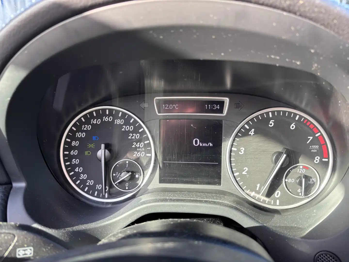car-image