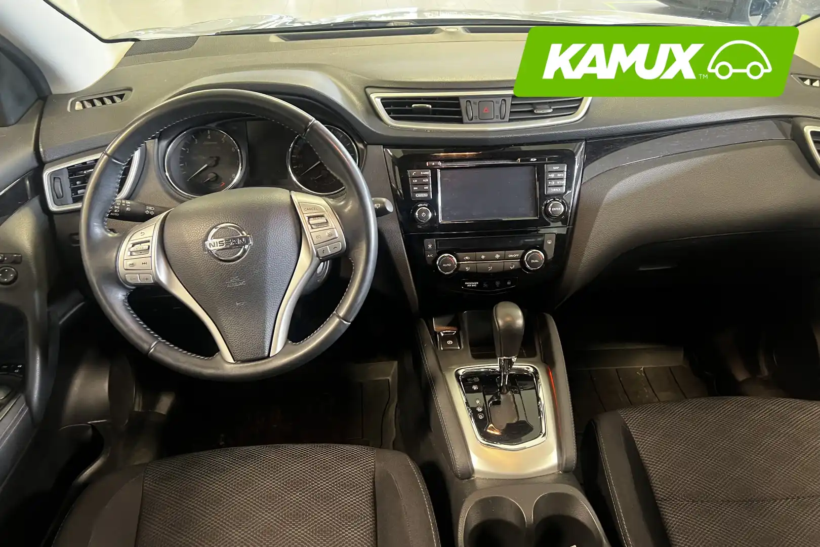 car-image
