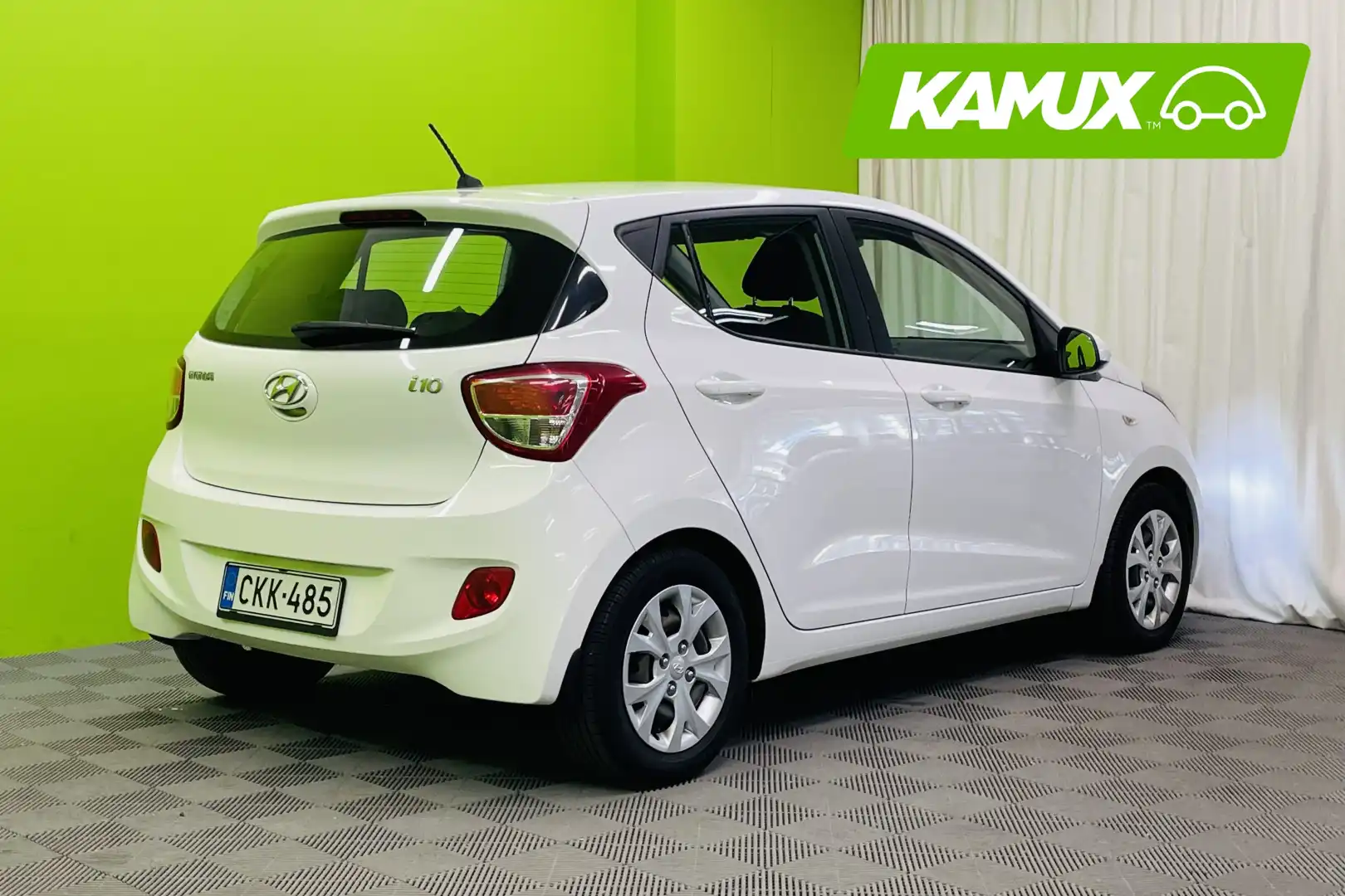 car-image