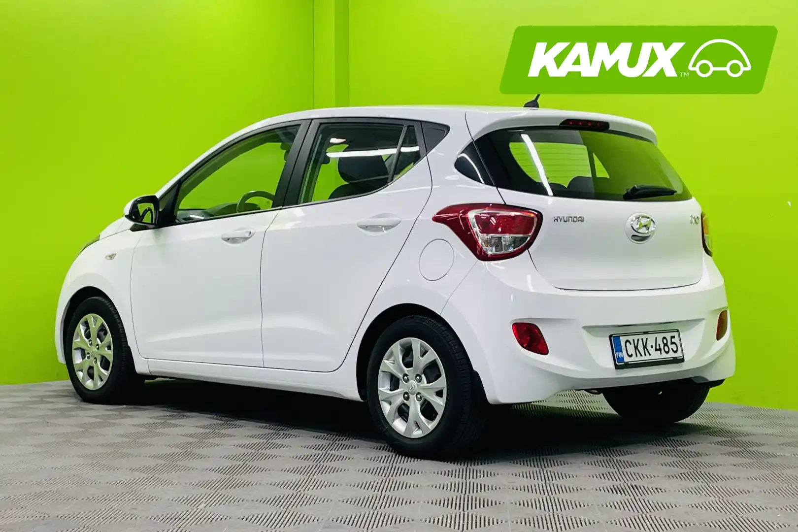car-image