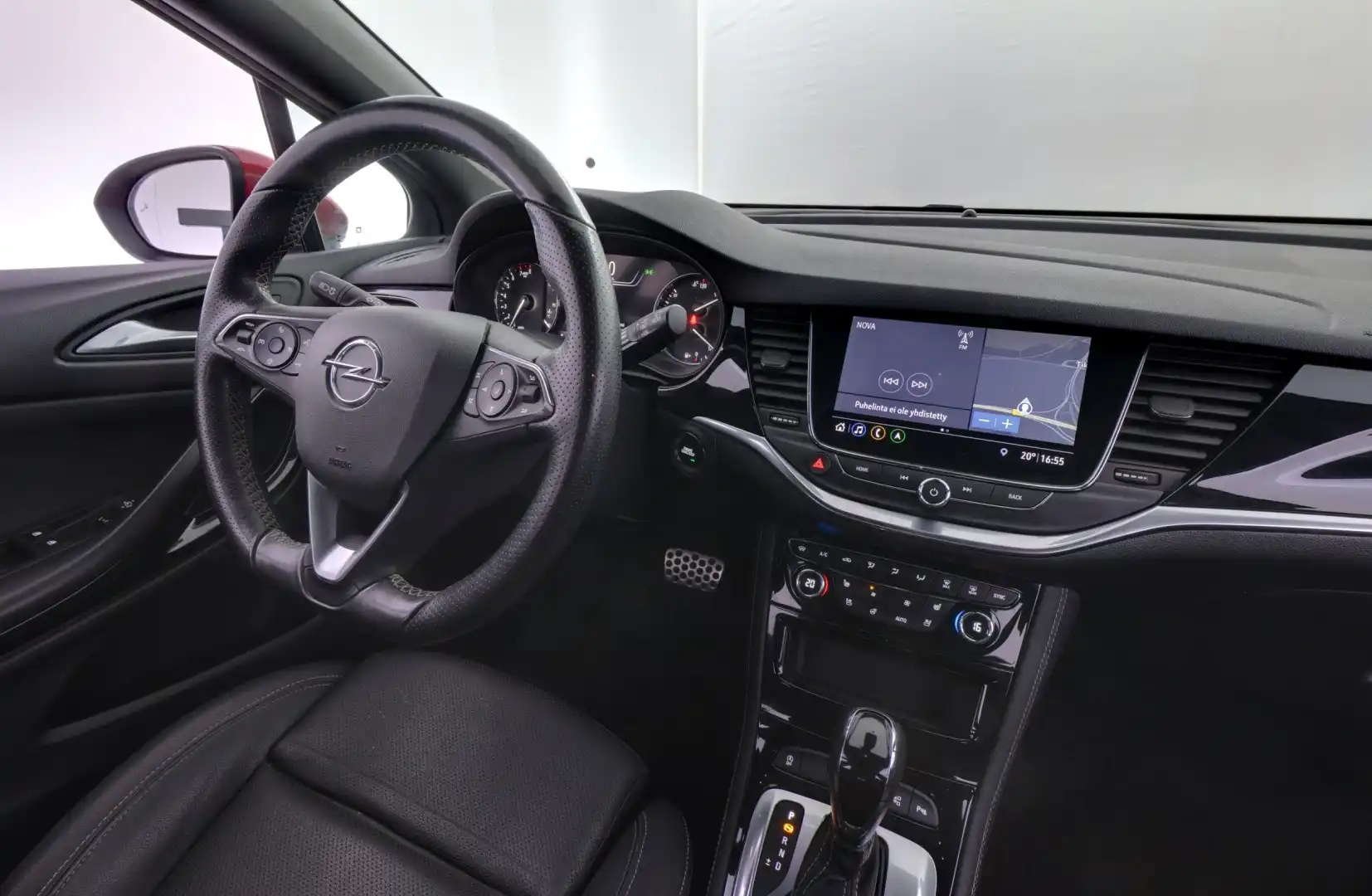 car-image