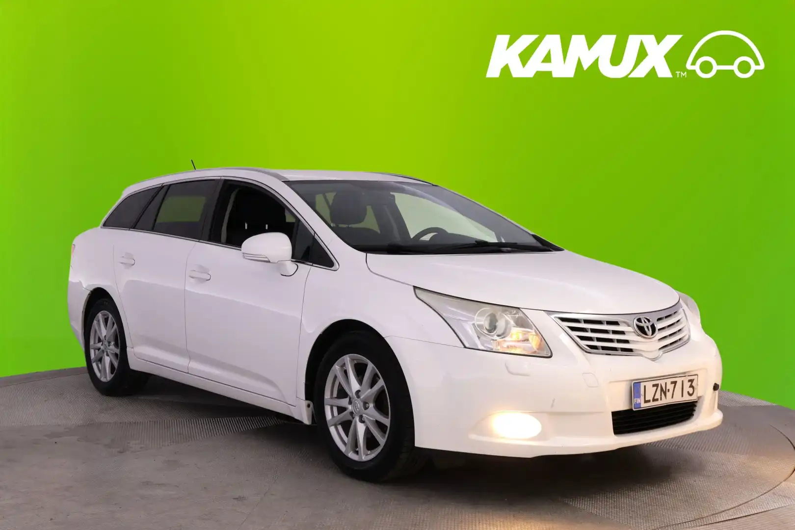 car-image