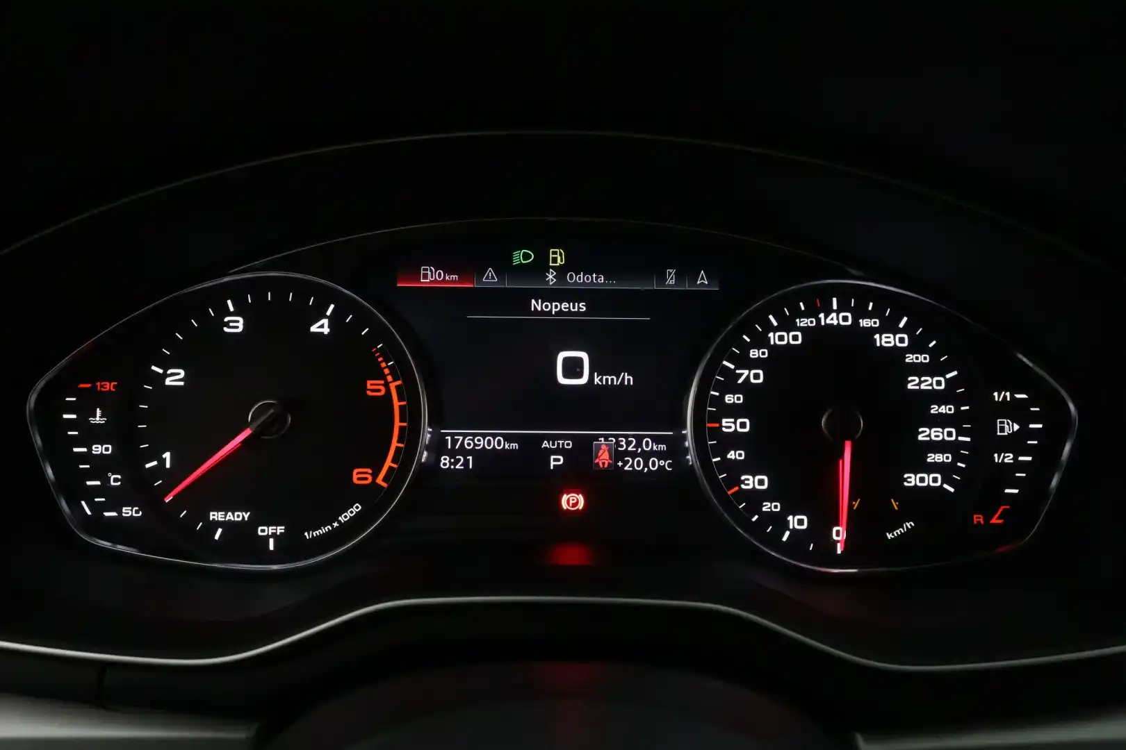 car-image