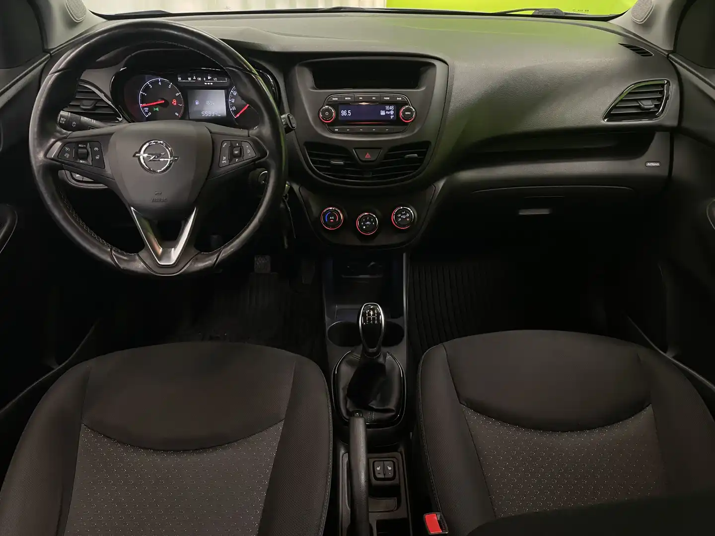 car-image