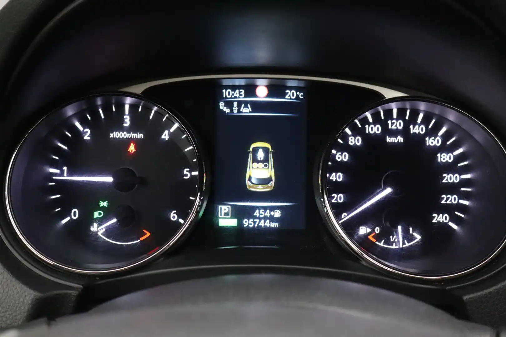 car-image