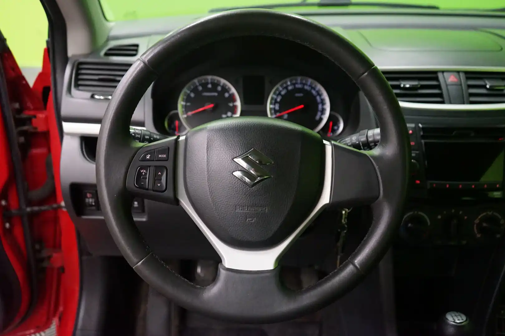 car-image