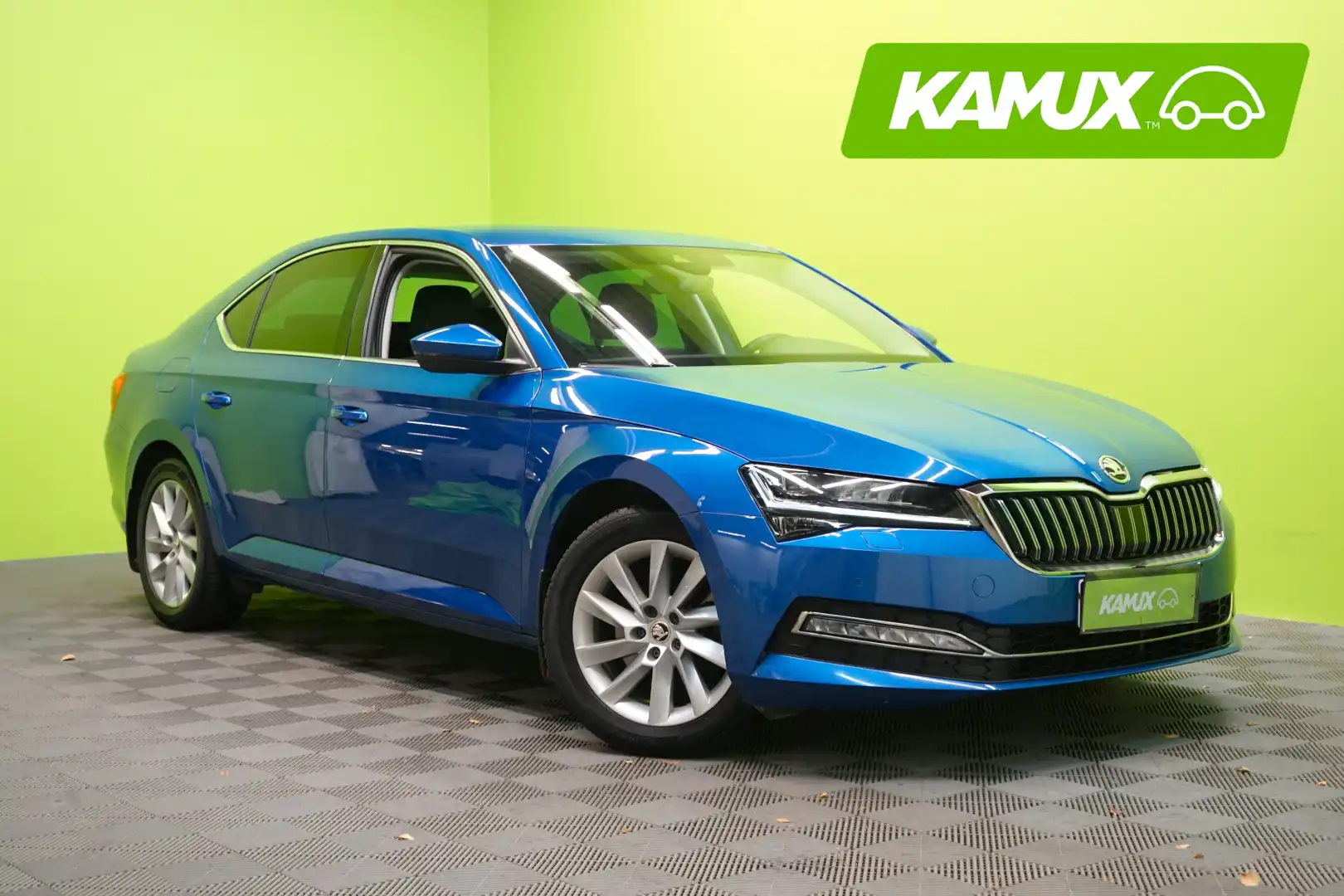 car-image
