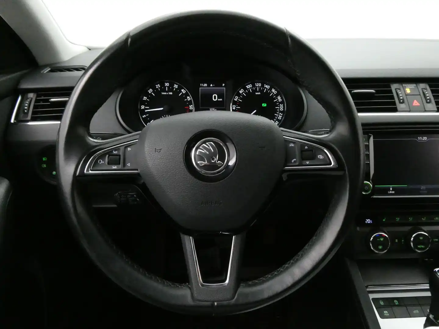 car-image