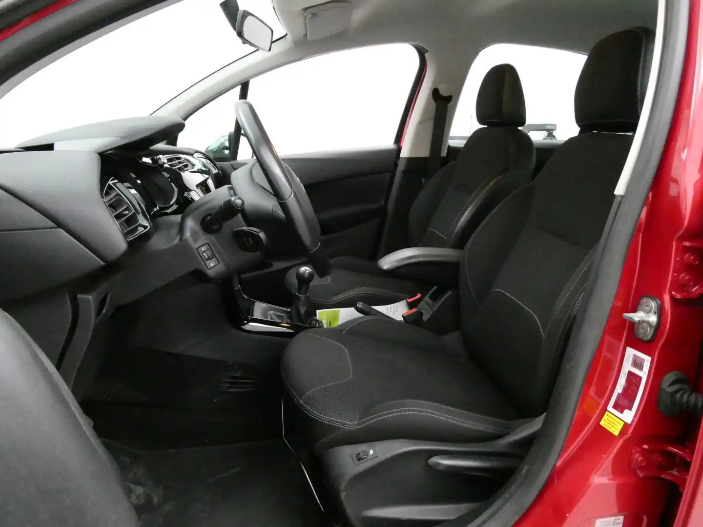 car-image