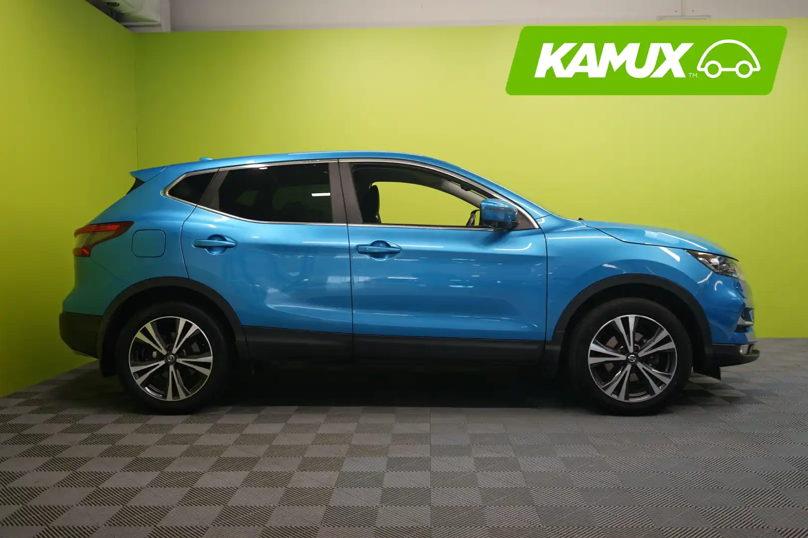car-image
