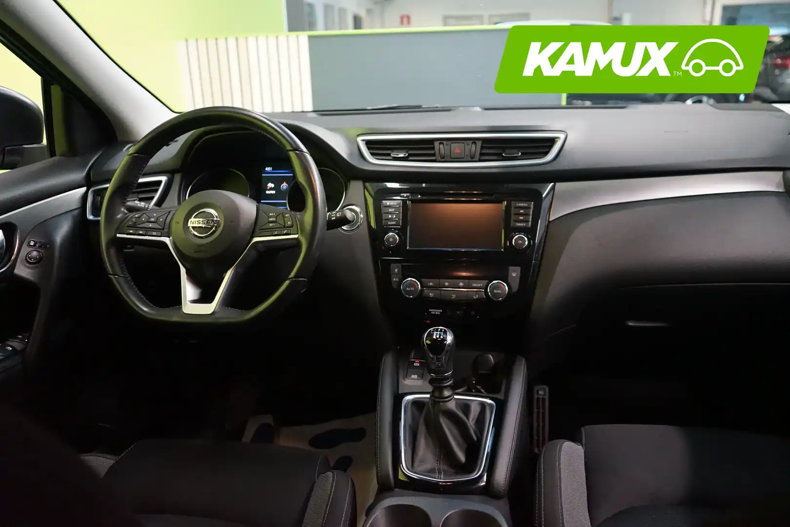 car-image