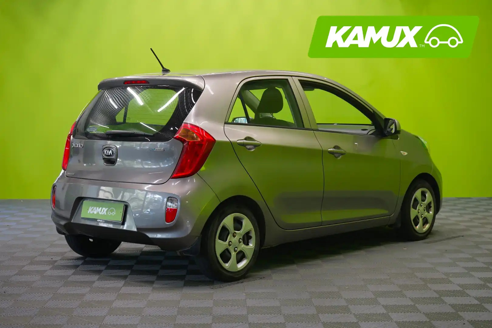 car-image