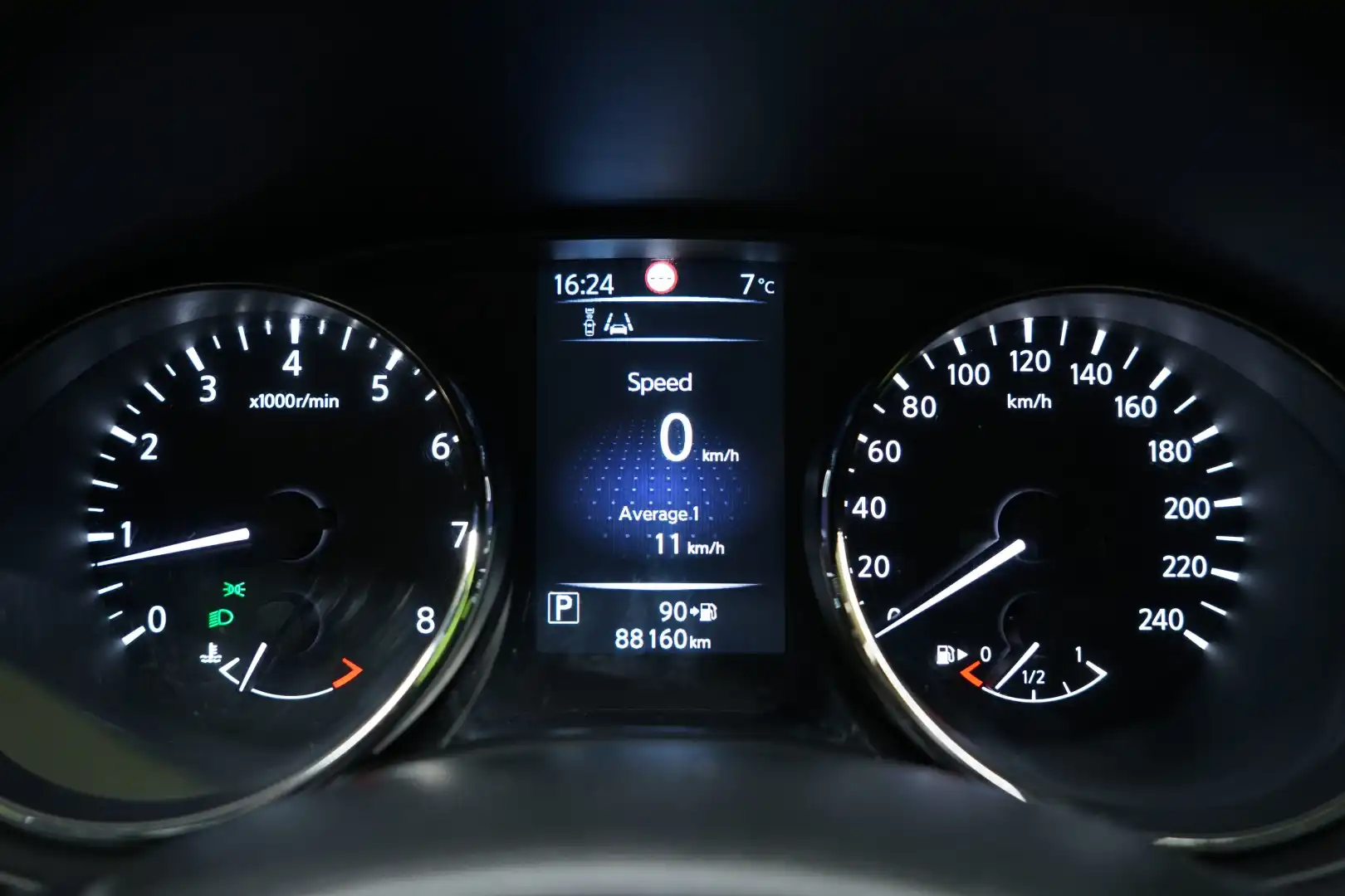 car-image