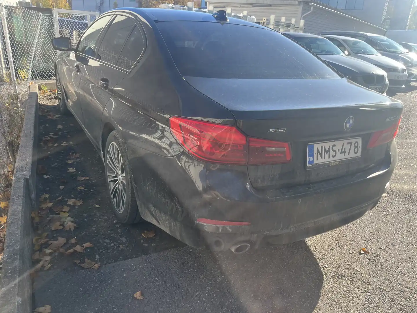 car-image