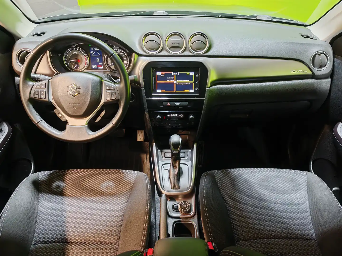 car-image