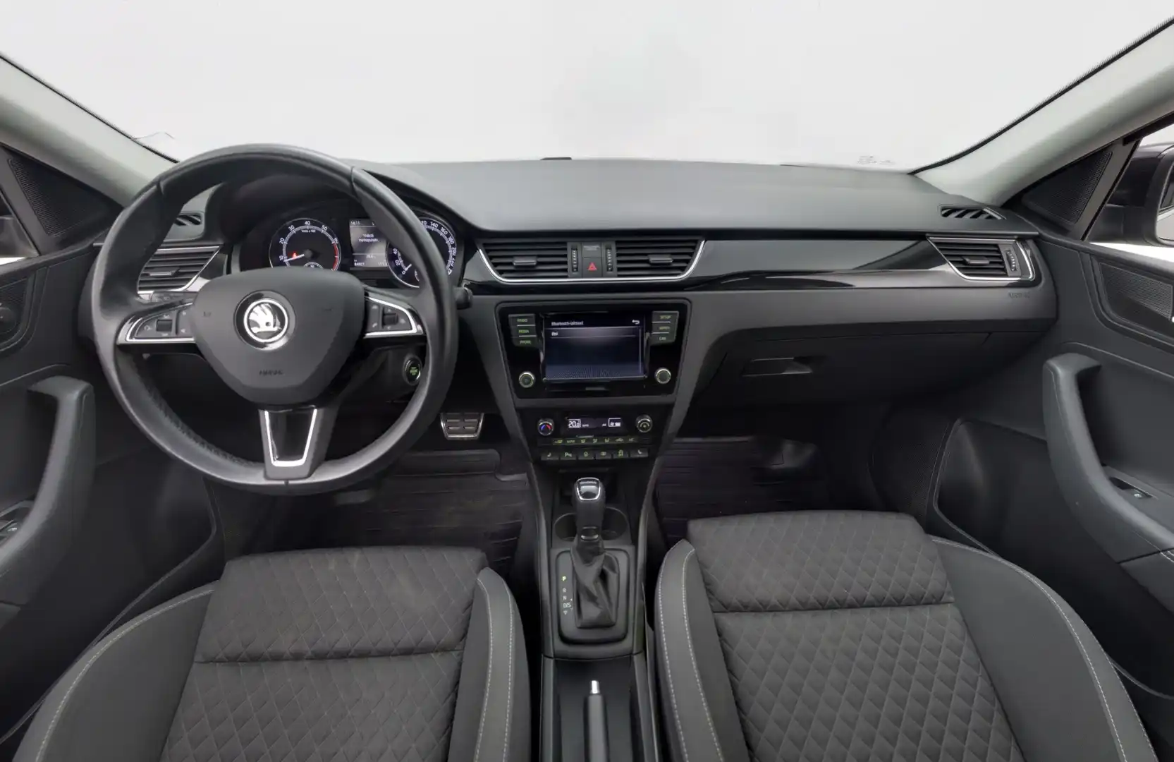 car-image