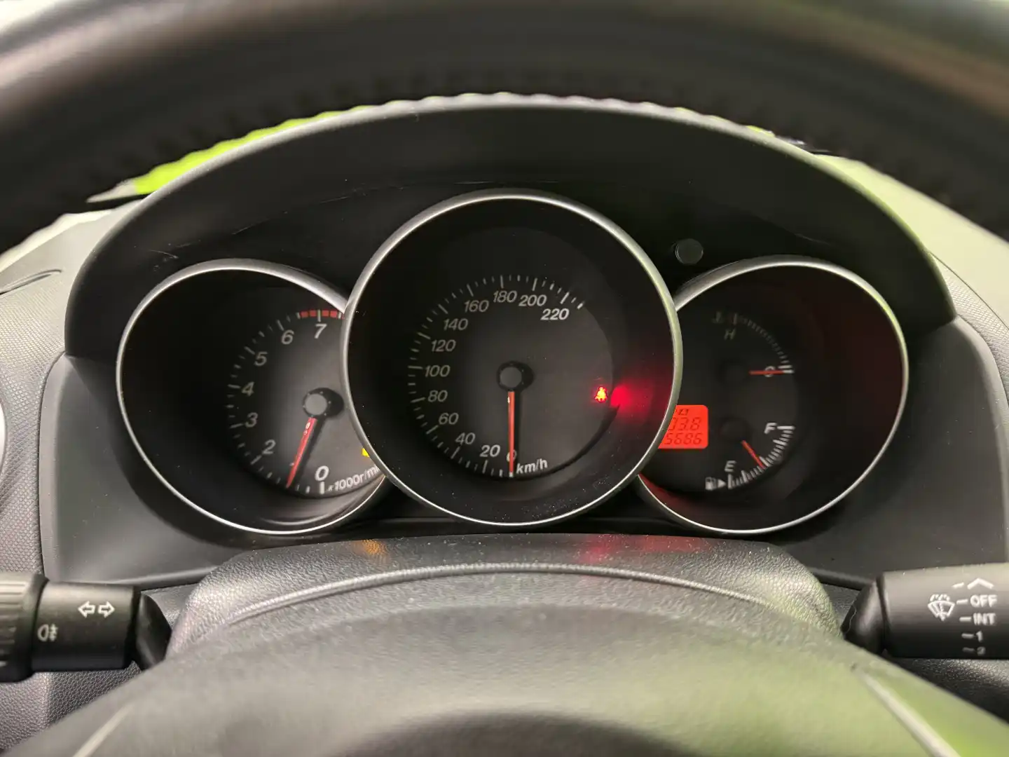 car-image