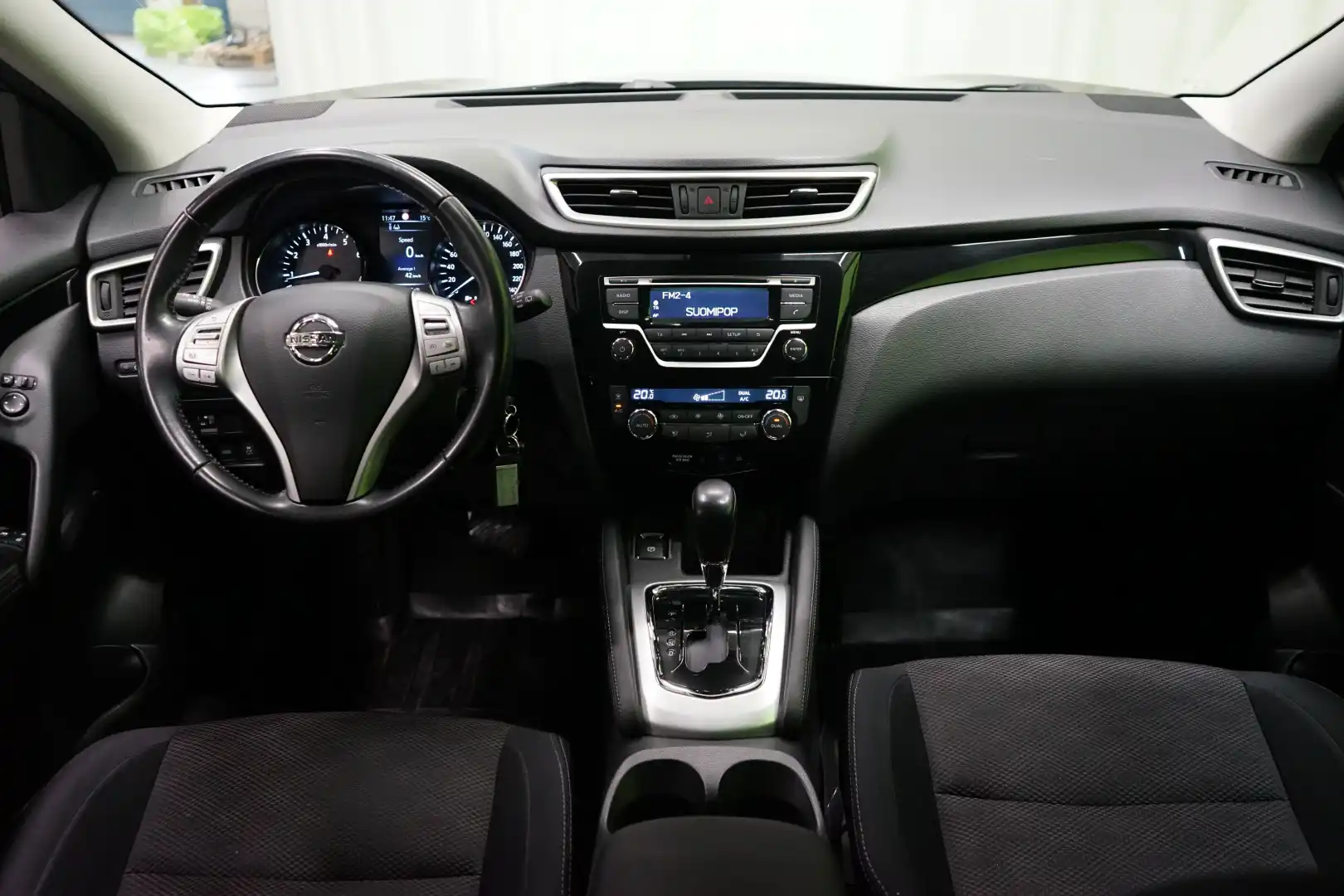car-image