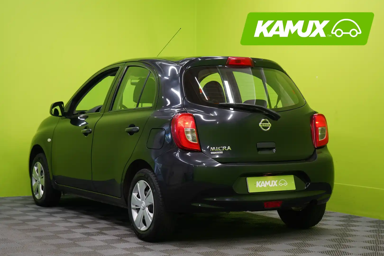 car-image