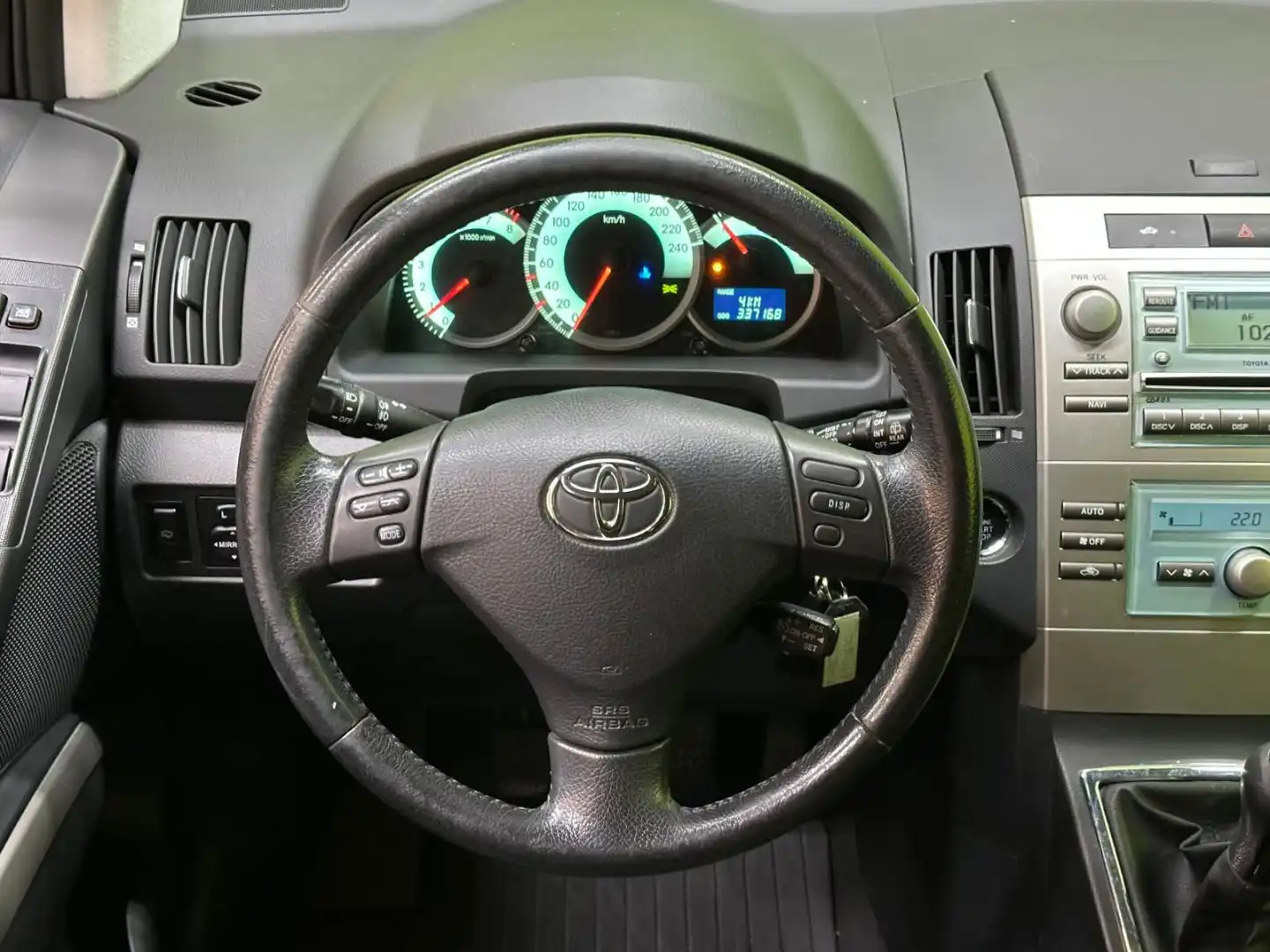 car-image