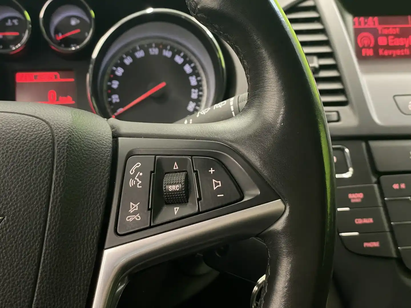 car-image