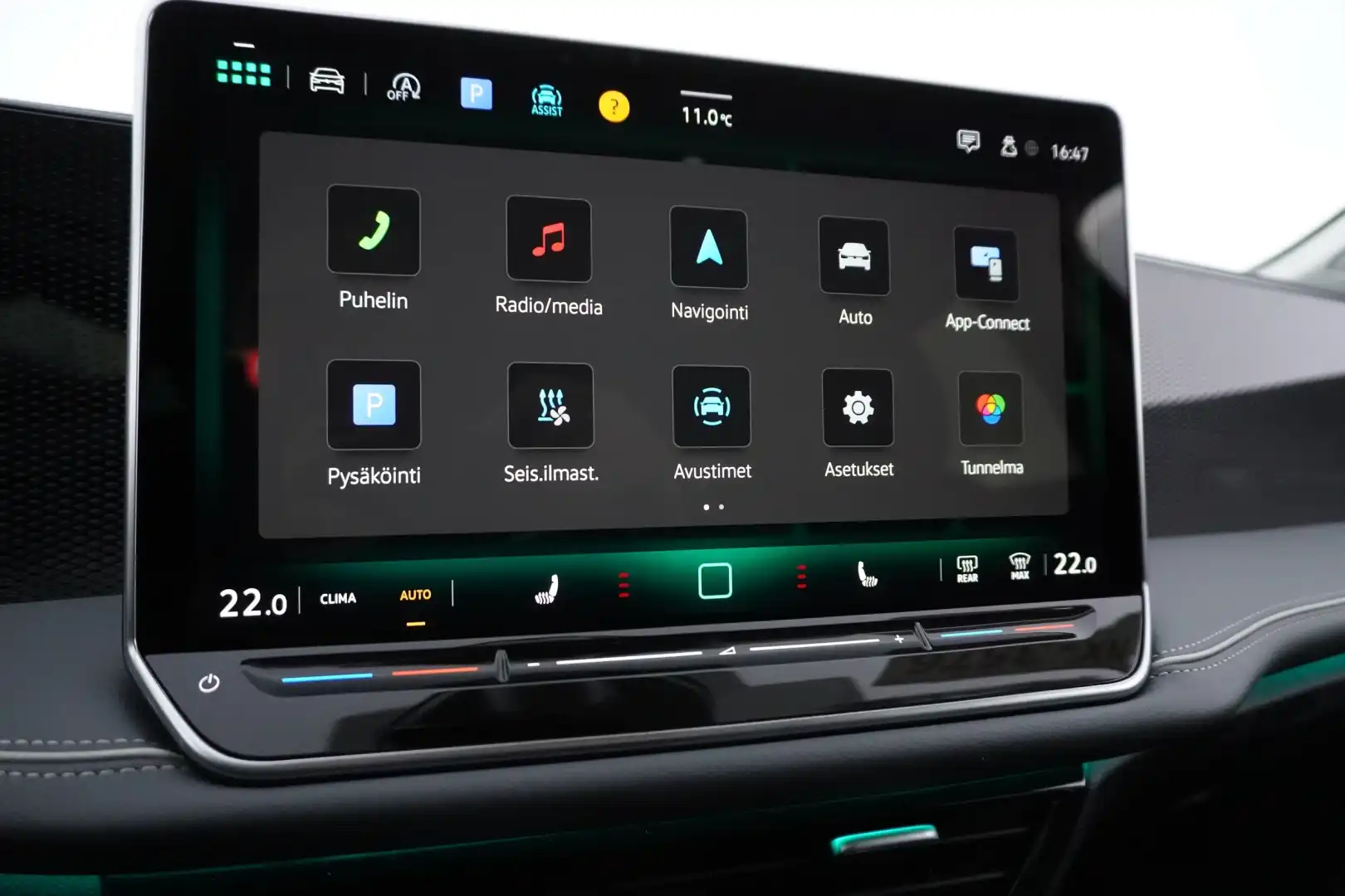 car-image