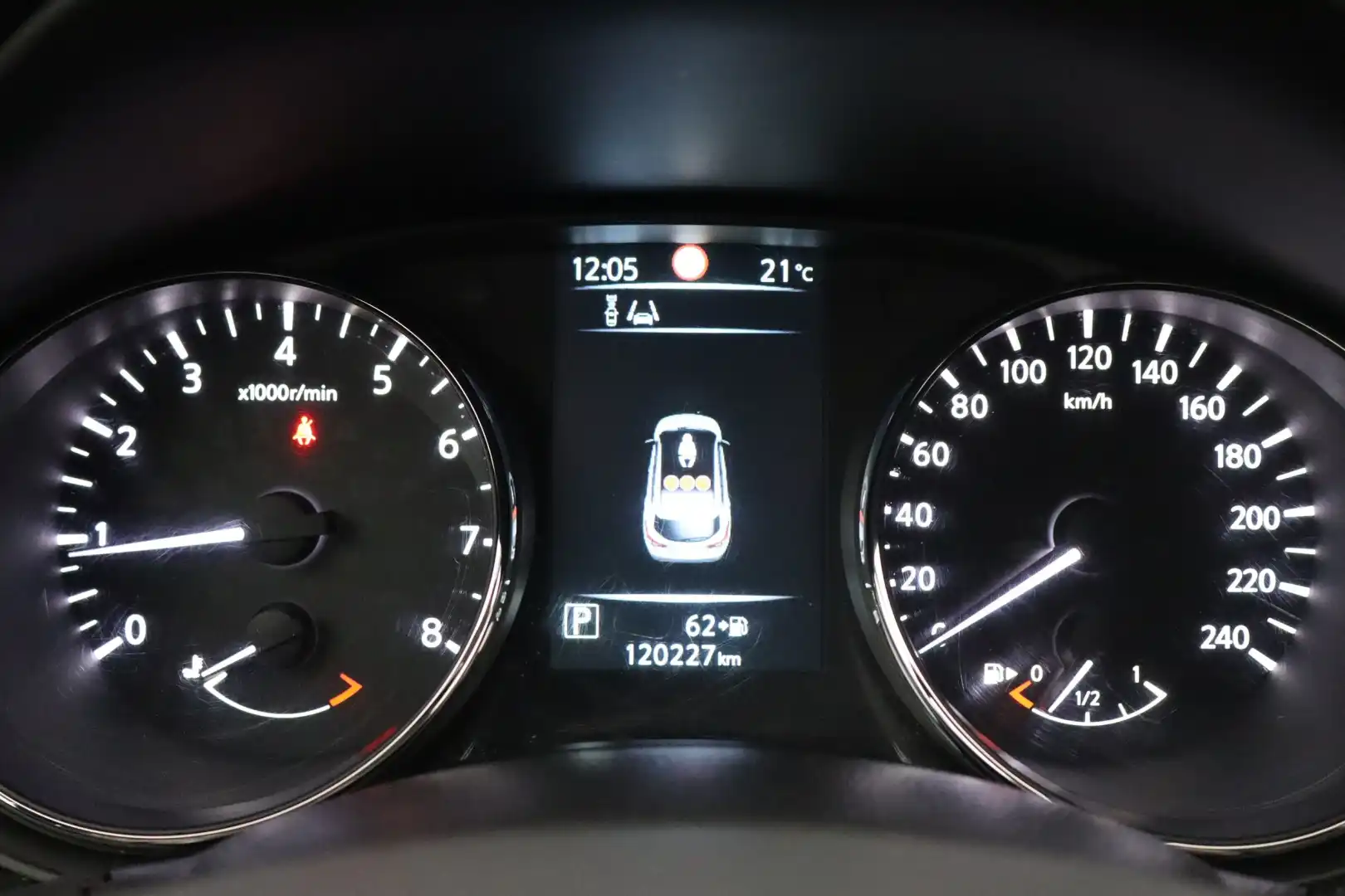 car-image