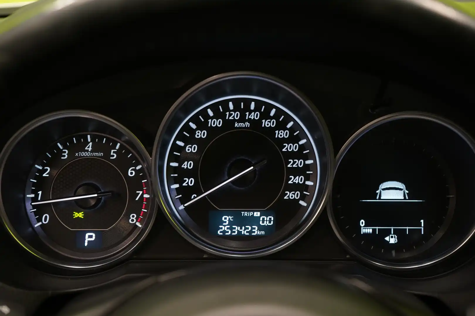 car-image