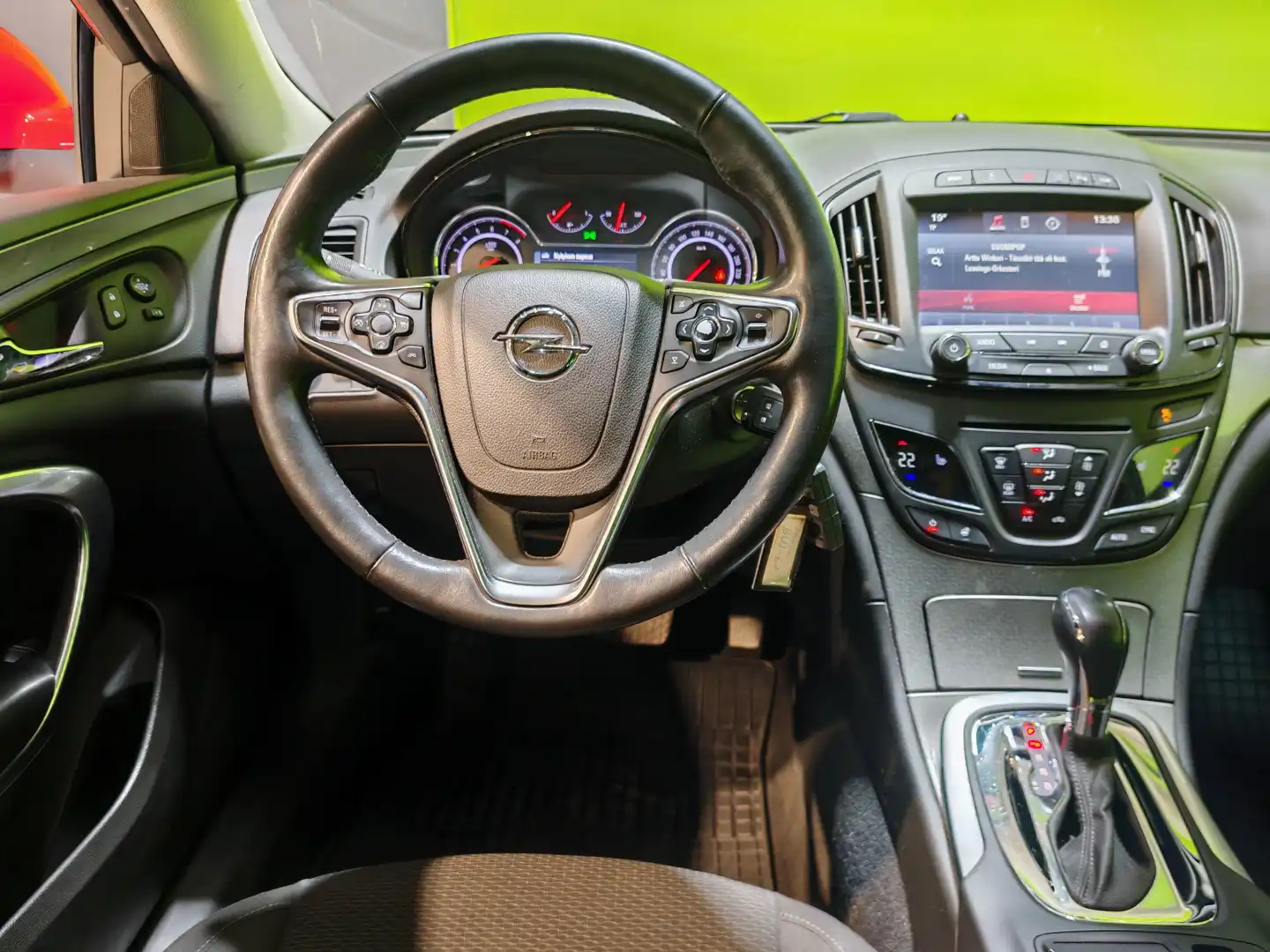 car-image