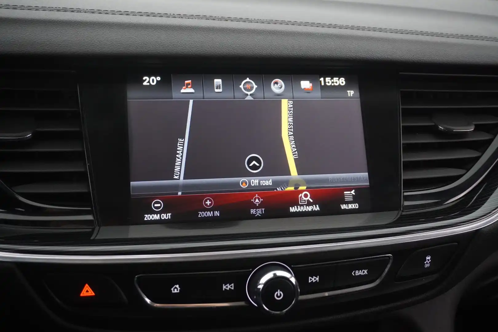car-image
