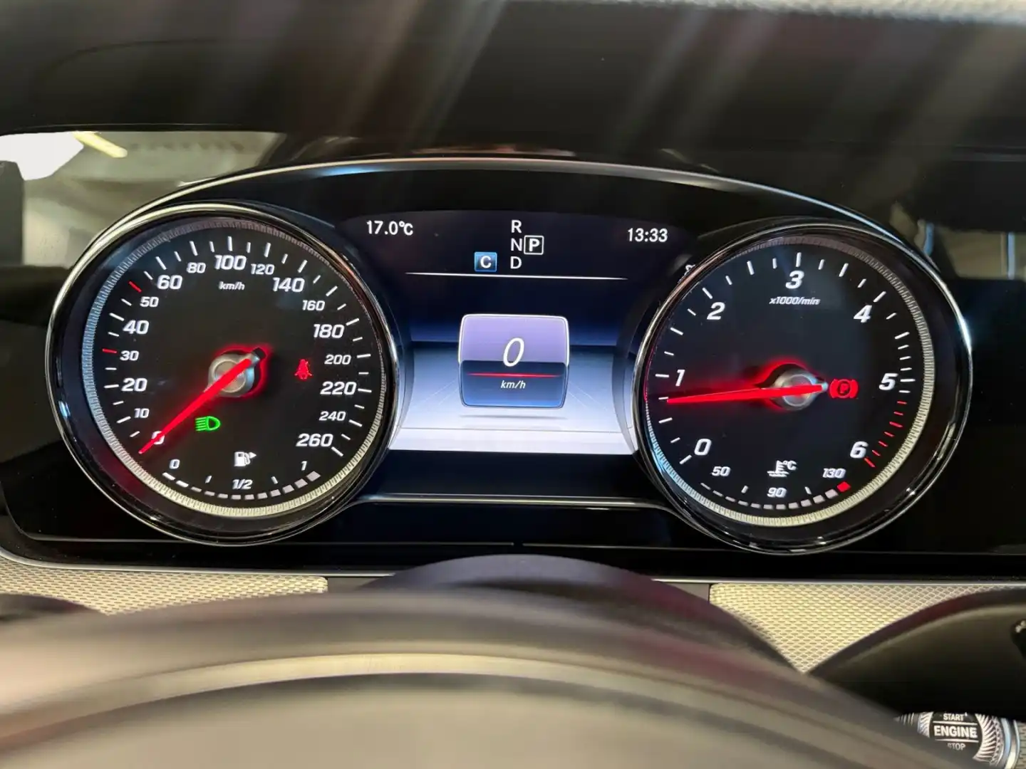 car-image