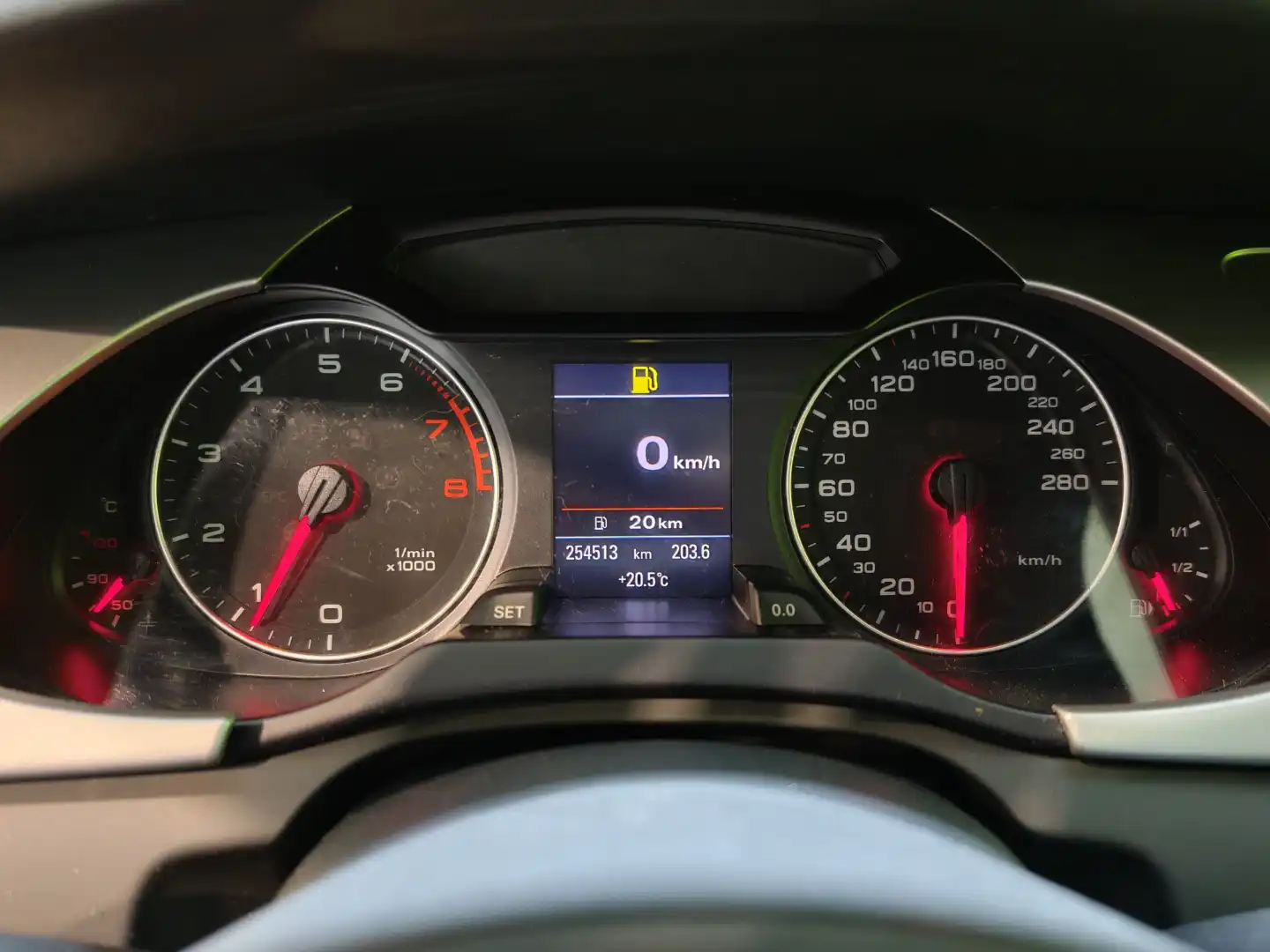 car-image