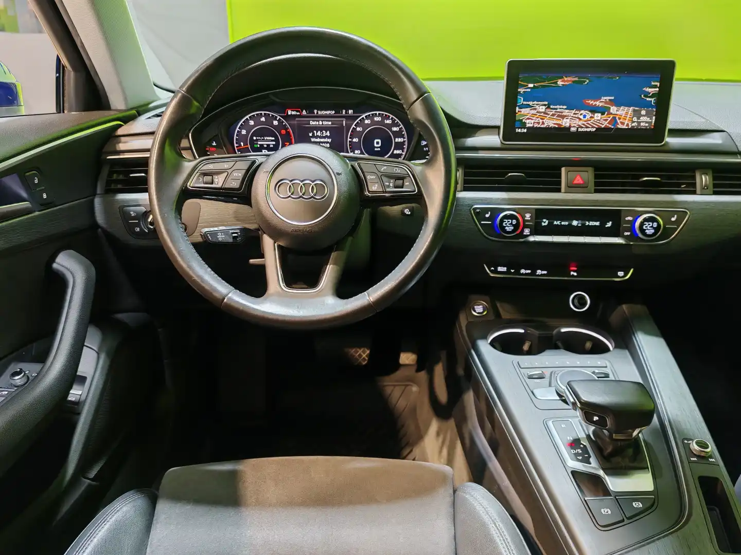 car-image