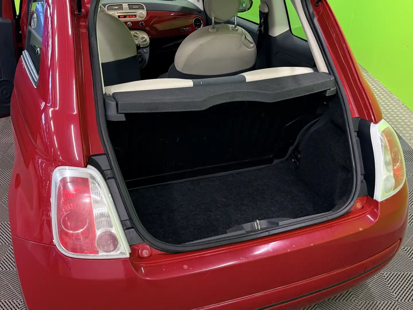 car-image